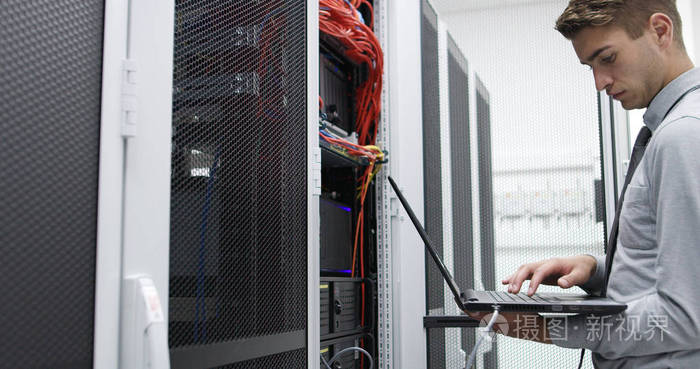 維修行業服務流程及管理制度_昆山辦公家具維修貼心服務_武漢服務器維修