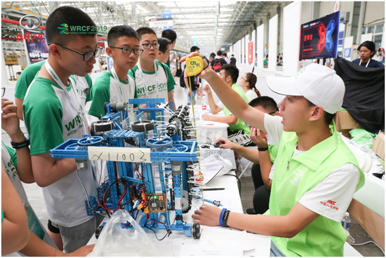 it技能服務(wù)_it服務(wù)圖片_it服務(wù)機(jī)房